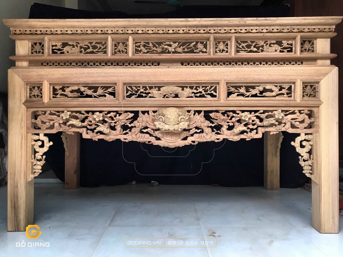 Án gian thờ mang hơi thở truyền thống – tinh hoa văn hóa chạm khắc gỗ Việt