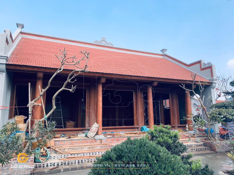 Mái nhà gỗ cổ truyền