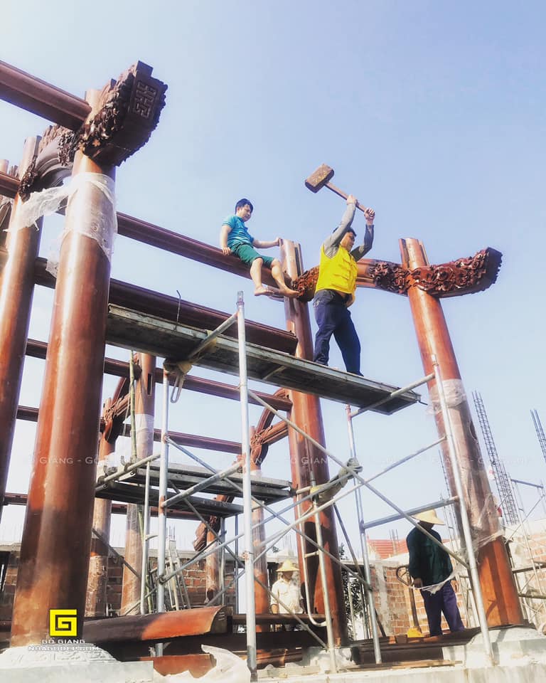 Dựng nhà gỗ kẻ truyền