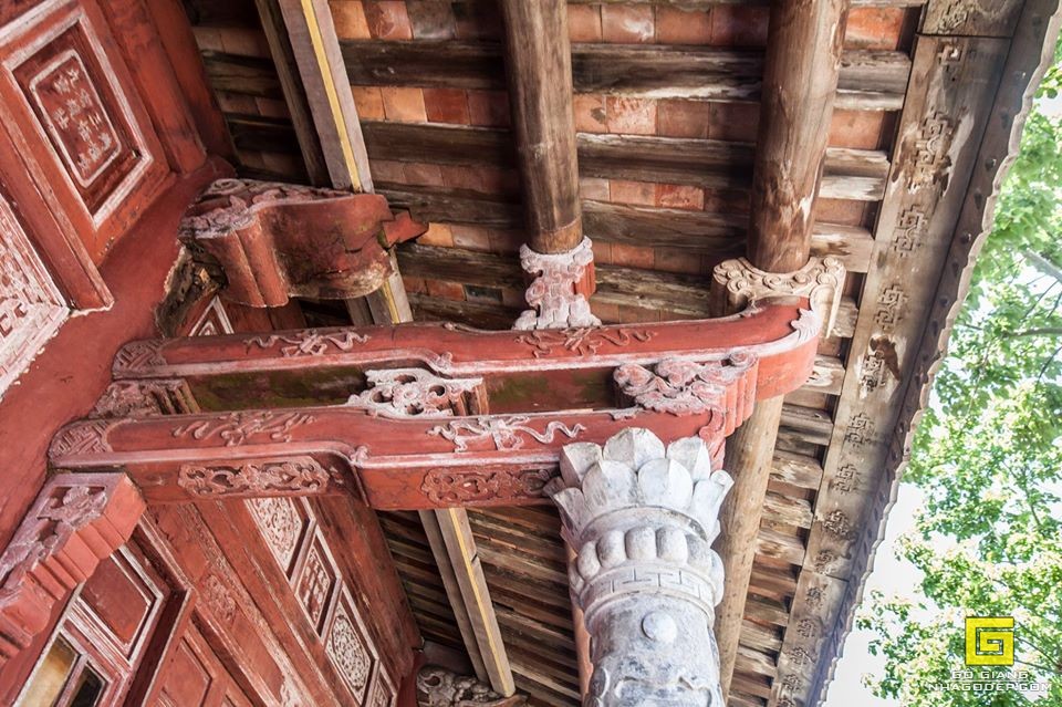 Kiến Trúc Đình Chùa Huế: Đậm Nét Tôn Nghiêm Và Thơ Mộng