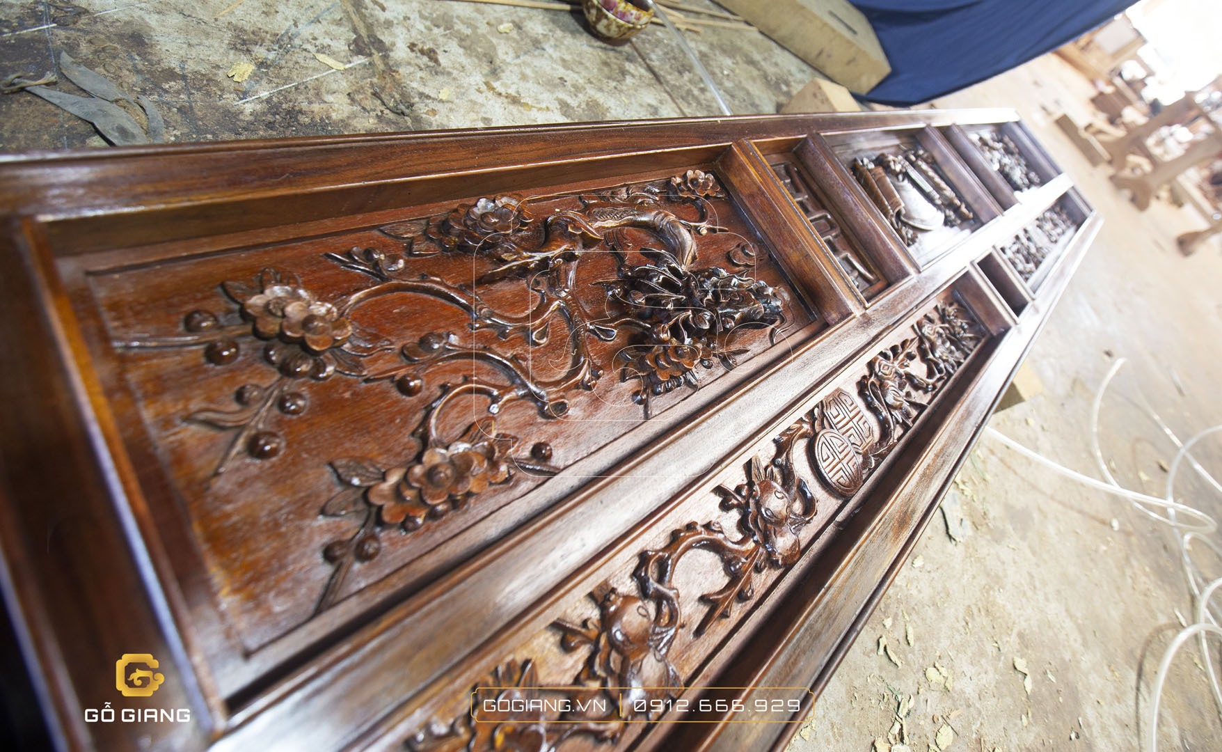 image Gỗ Giang với những họa tiết hoa văn nhà gỗ đẹp