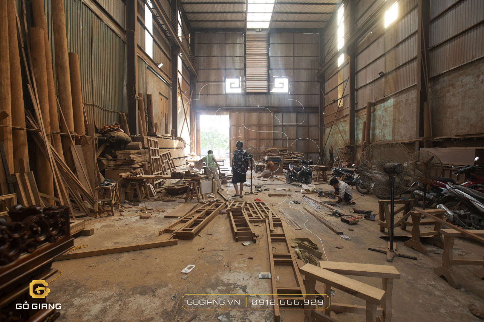 image Gỗ Giang với những họa tiết hoa văn nhà gỗ đẹp