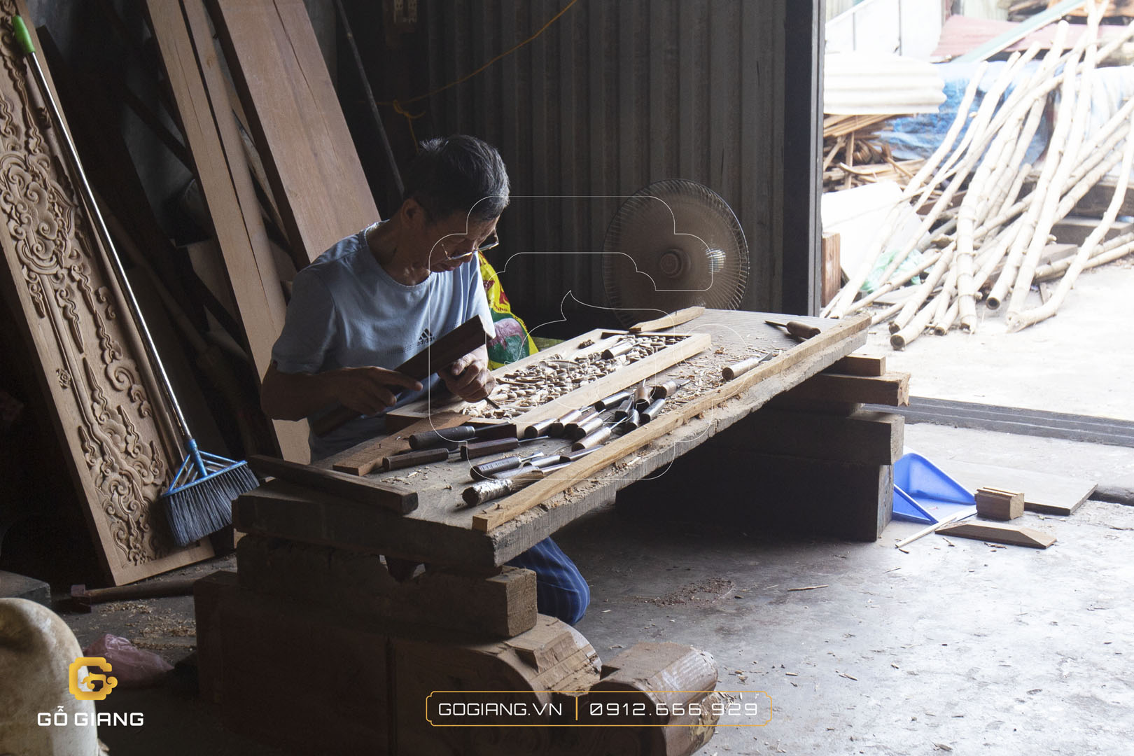 image Gỗ Giang với những họa tiết hoa văn nhà gỗ đẹp