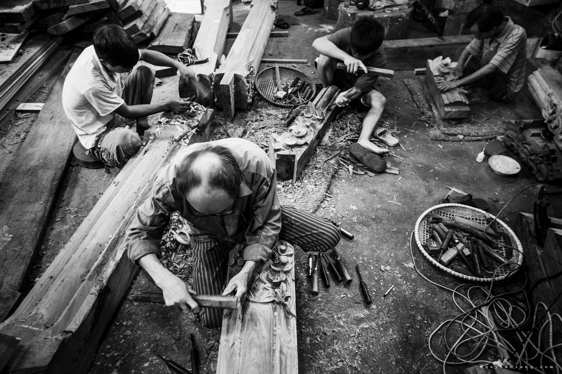 KHÁI NIỆM VÀ LỊCH SỬ CỦA NỀ NGÕA