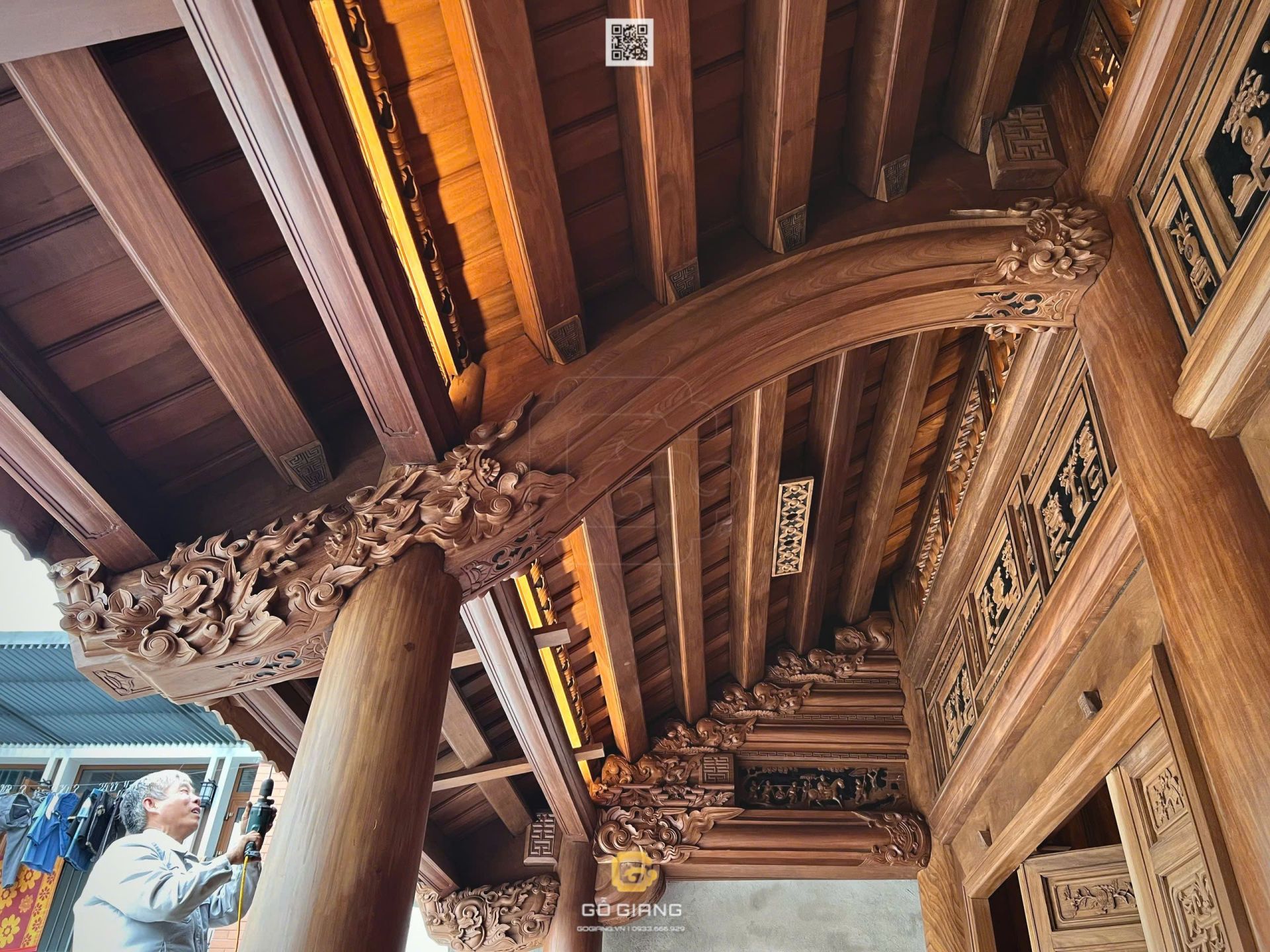 Nhà thờ gia tiên họ Hồ