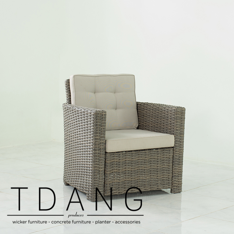 Palm Harbor Wicker Lounge Chair Palm Harbor Wicker Lounge Chair