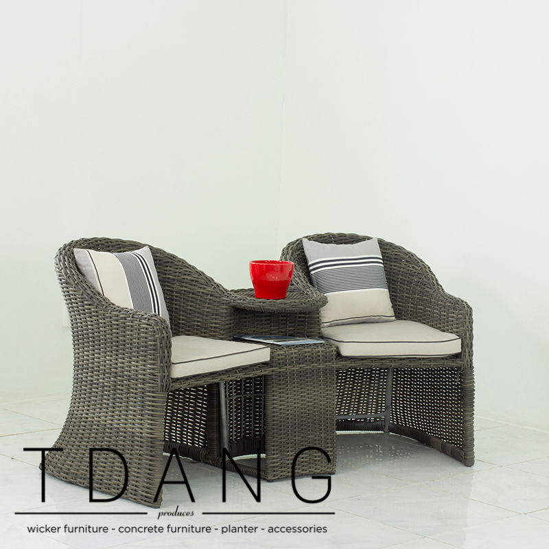 Martinique Wicker Loveseat with Ottoman Martinique Wicker Loveseat with Ottoman