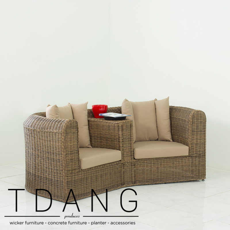 Regatta Wicker Loveseat Regatta Wicker Loveseat