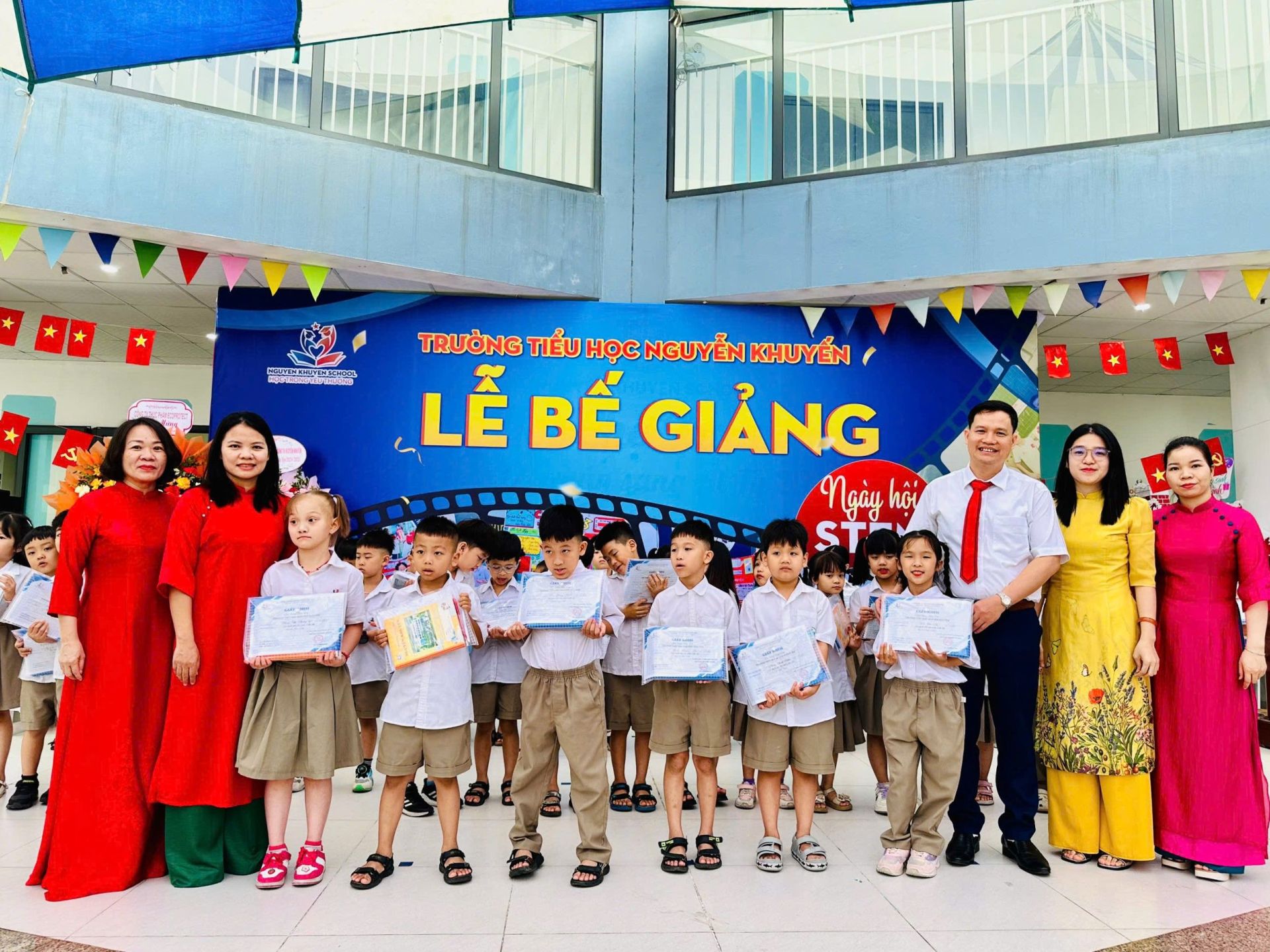 z6644668668927_a2d7d8c4ba4c435666970598f48b03ca