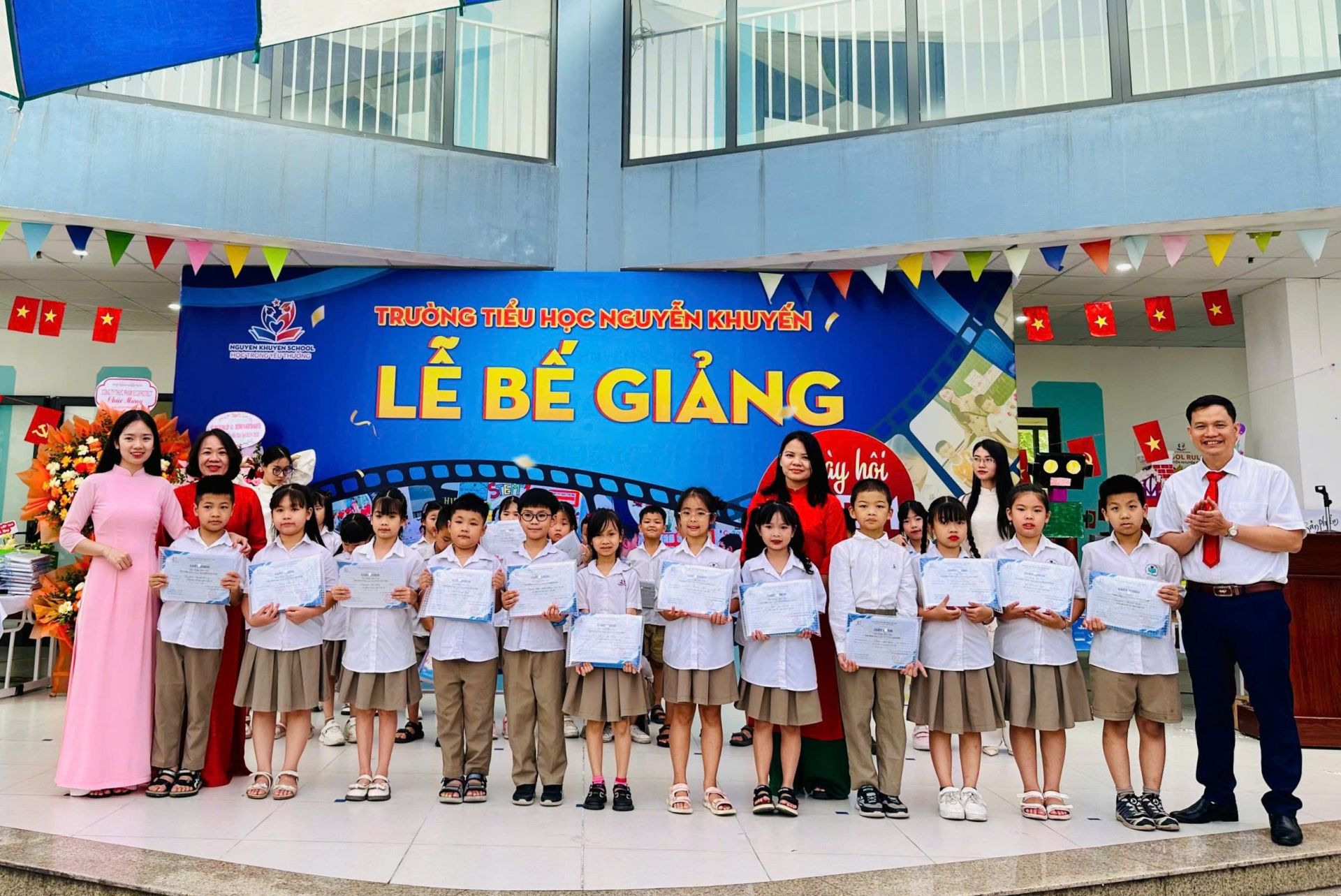 z6644672204191_49997bd2ce68586f266bc50c6e99f4b9