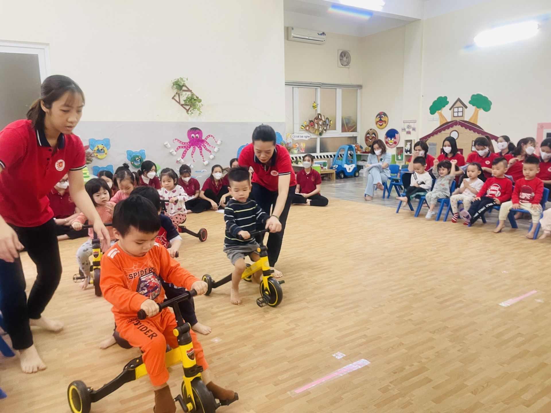 z4297564964969_571e4cb65bfdca098fd310b674dc7365