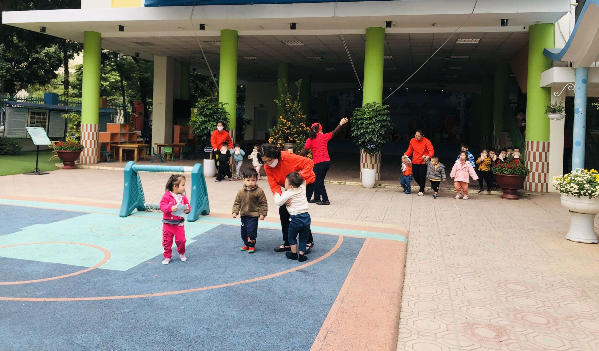 z4045230271574_7a2efa67f92e3de7b20596c068d49d85