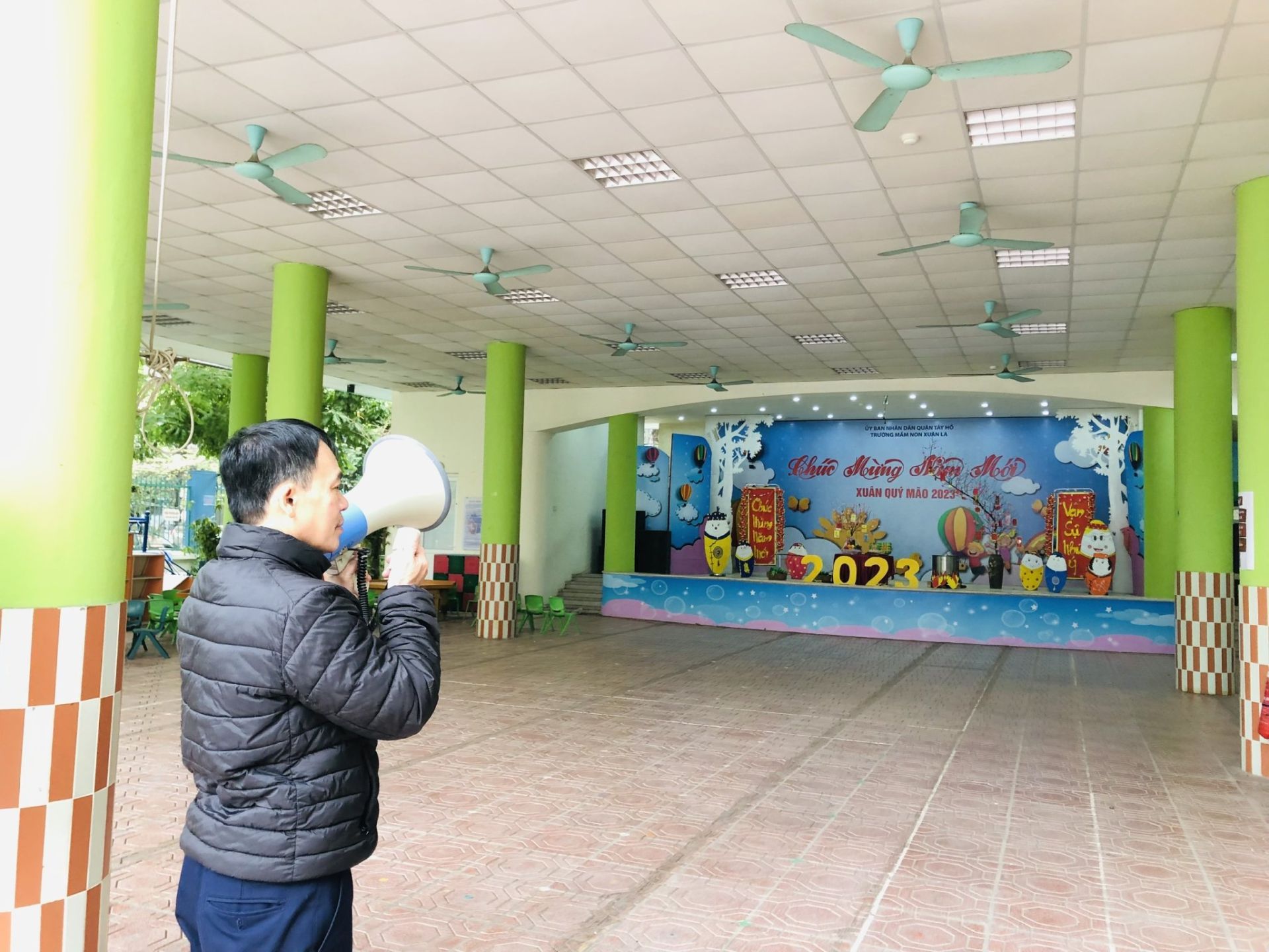 z4045230879352_8f5c9624044344bc015bad0a375b78dc