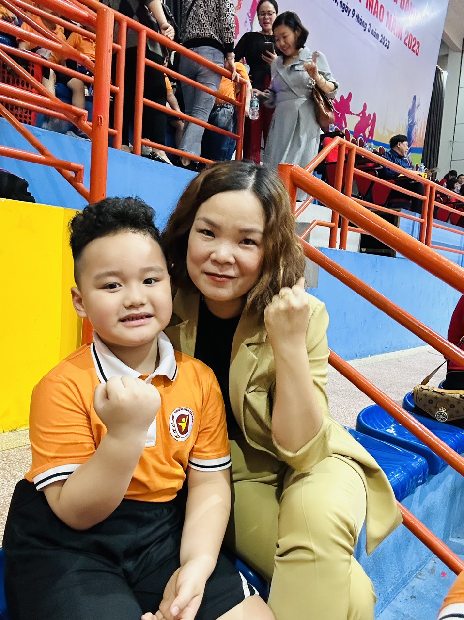 z4167774186621_162773096faac19f78a917e8e772eb1e