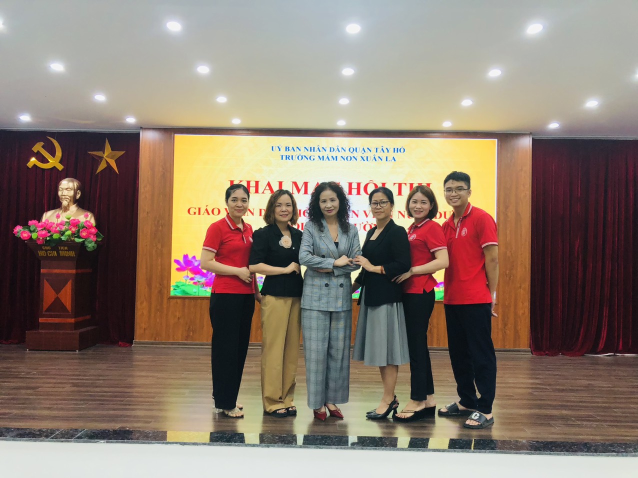 z4858453039195_045c3a3d9445a8d3bc323bed11c4f0c9