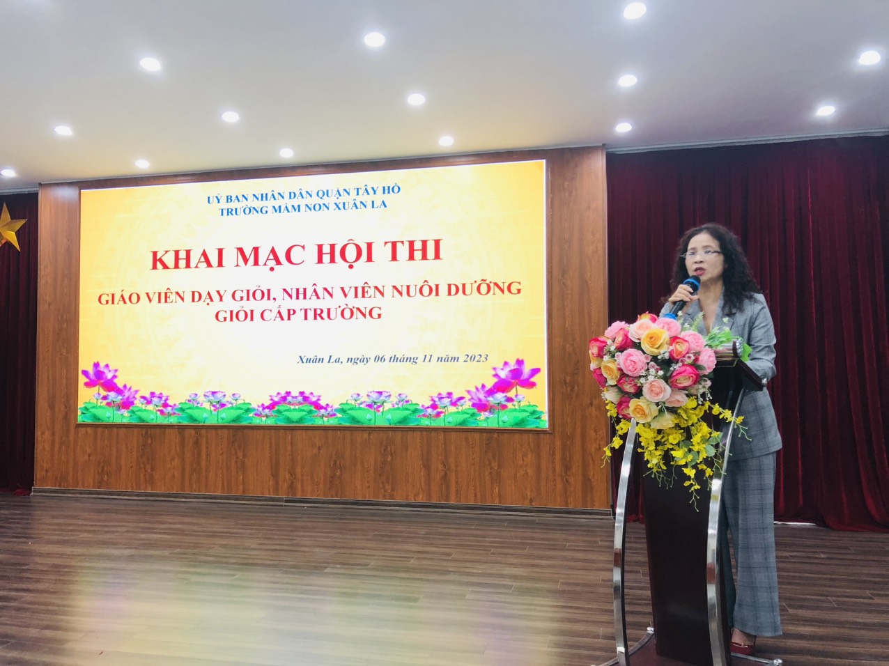 z4858453454587_0a776a7210475f41b90ffb2e73730726