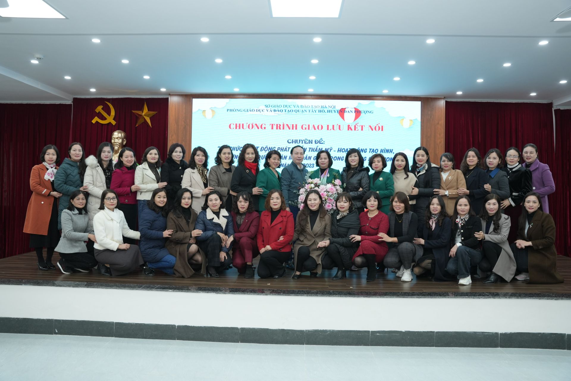 z5123000411669_dcd9dffc678652f99eb69978bcdcf4fc