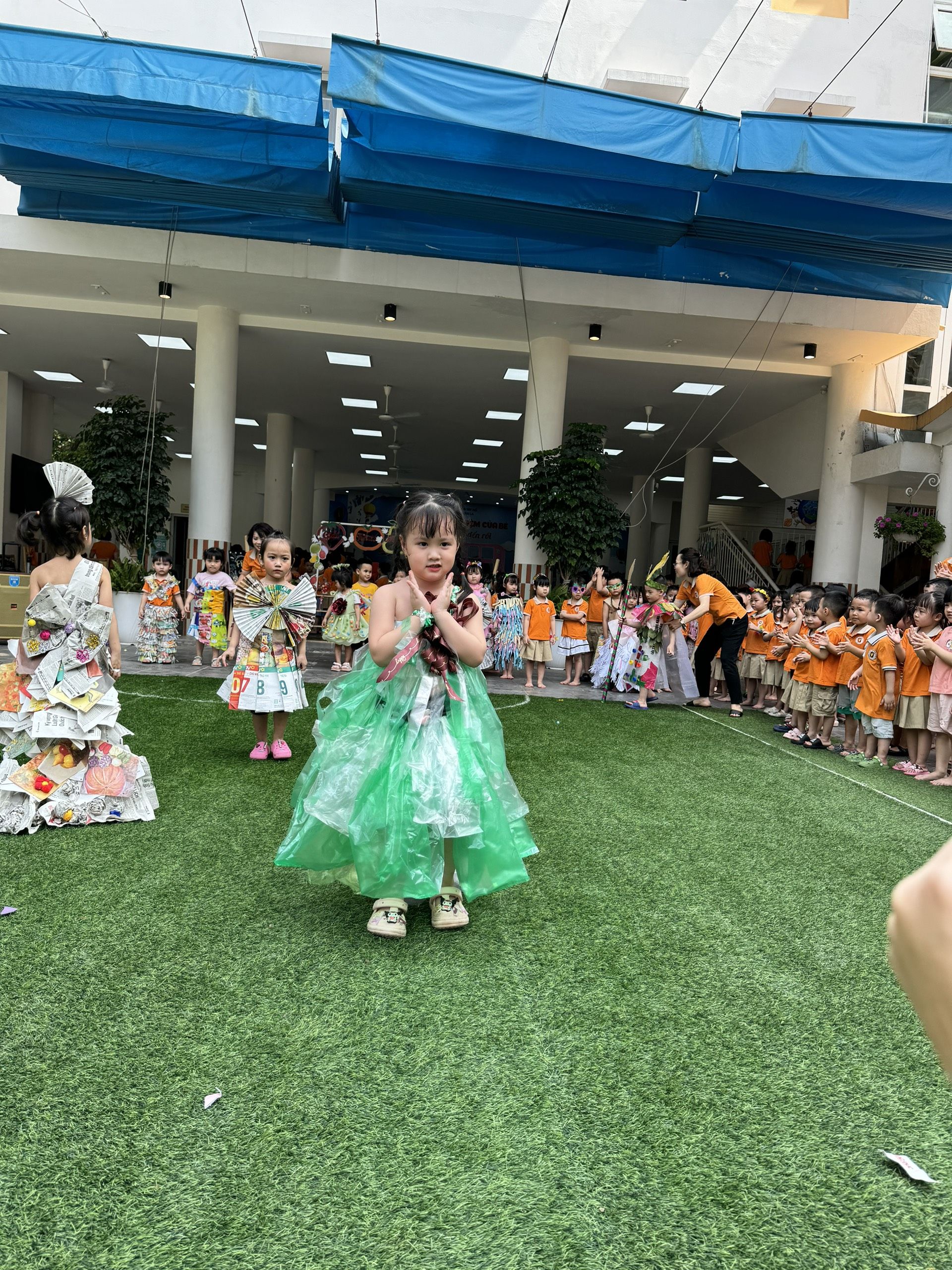 z5385859780669_67416b1b9fe3d60f5f241b2b5ca38924