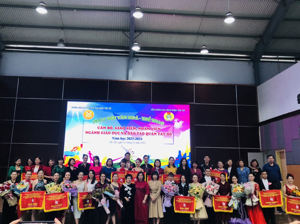 z5185887478410_d83f9007754bc0af5be5b95b23060b18