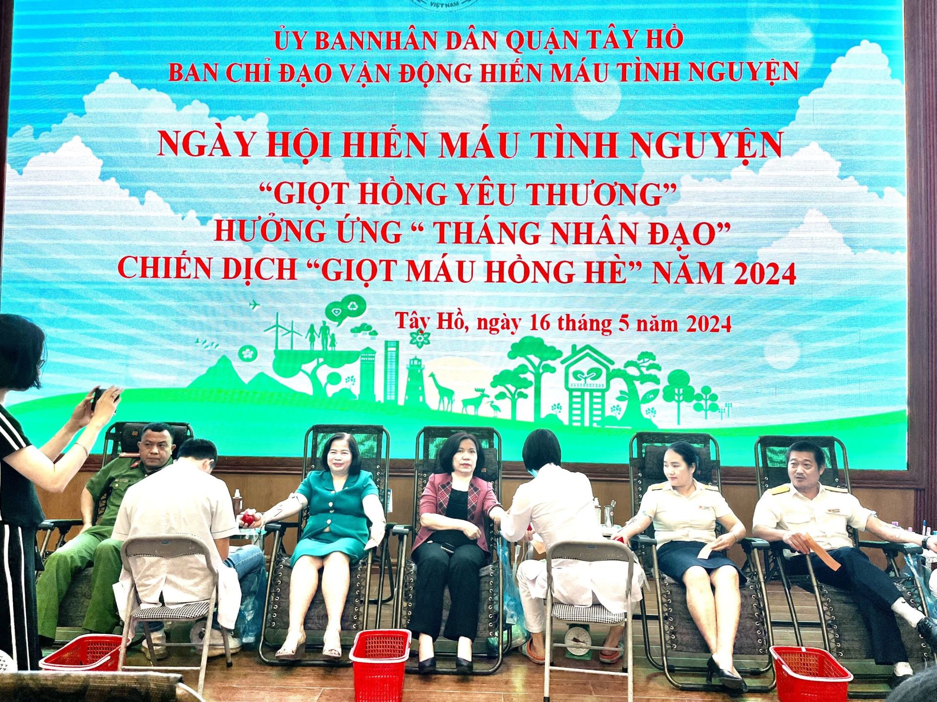 z5445078582571_6659fa5b64b4cc2cf5751ac416de5bfc