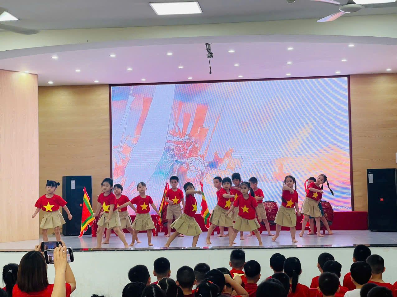 z6953178098505_672cbaf9c62ad8eb39b08dcca6bcffbf