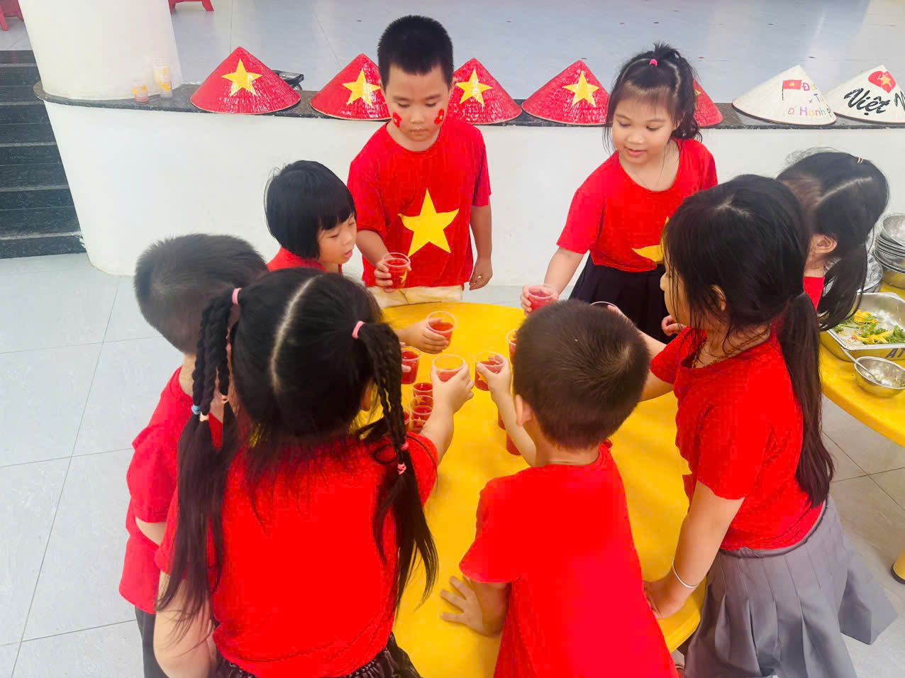 z6953790654542_24a8223b8da0b48133f057765665904c