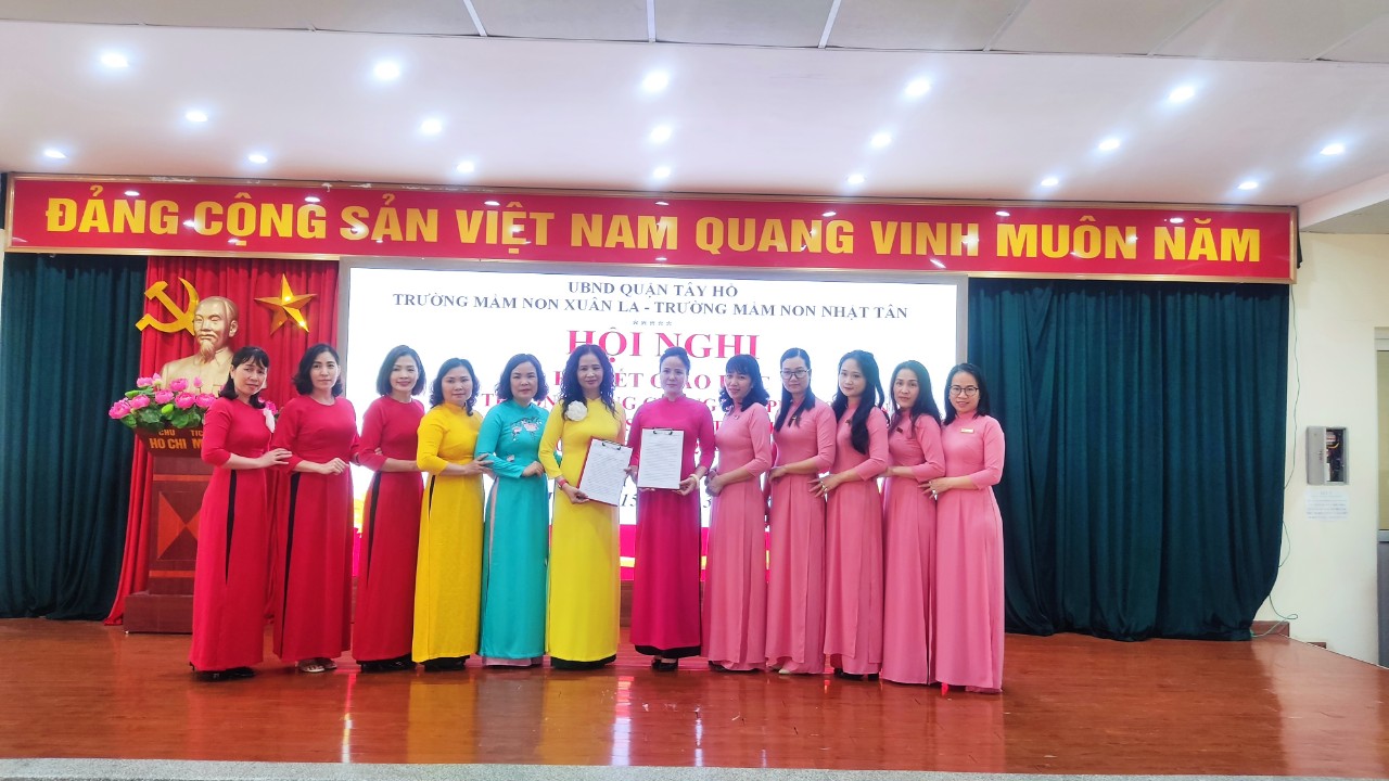 z4255857729327_4b72e22689e326035902296a318c4ff2