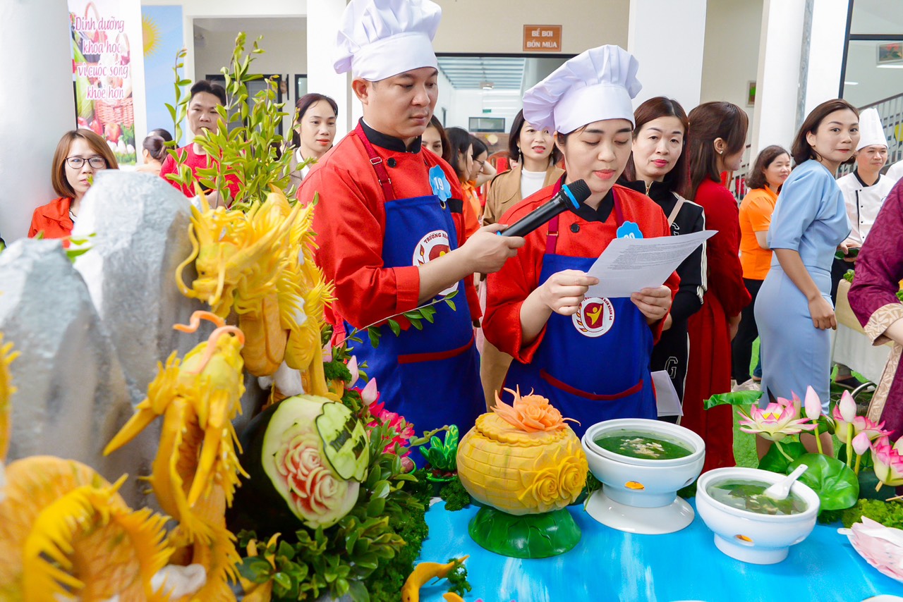 z4181540615474_30494d5b9b9ec76e568343d1f969e9fb