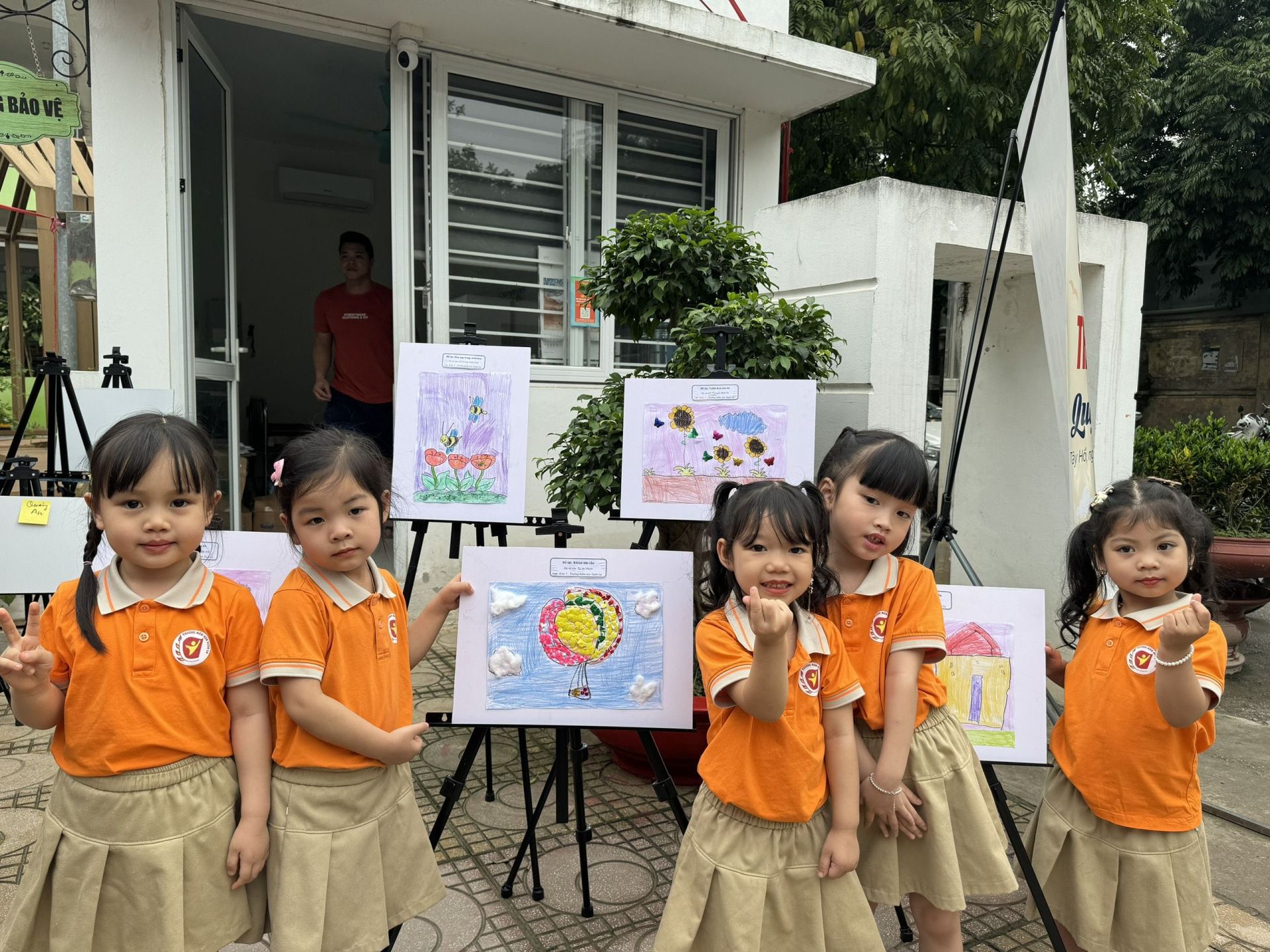 z5296428531479_a397fd367bc8d949372a323d6038c7d8