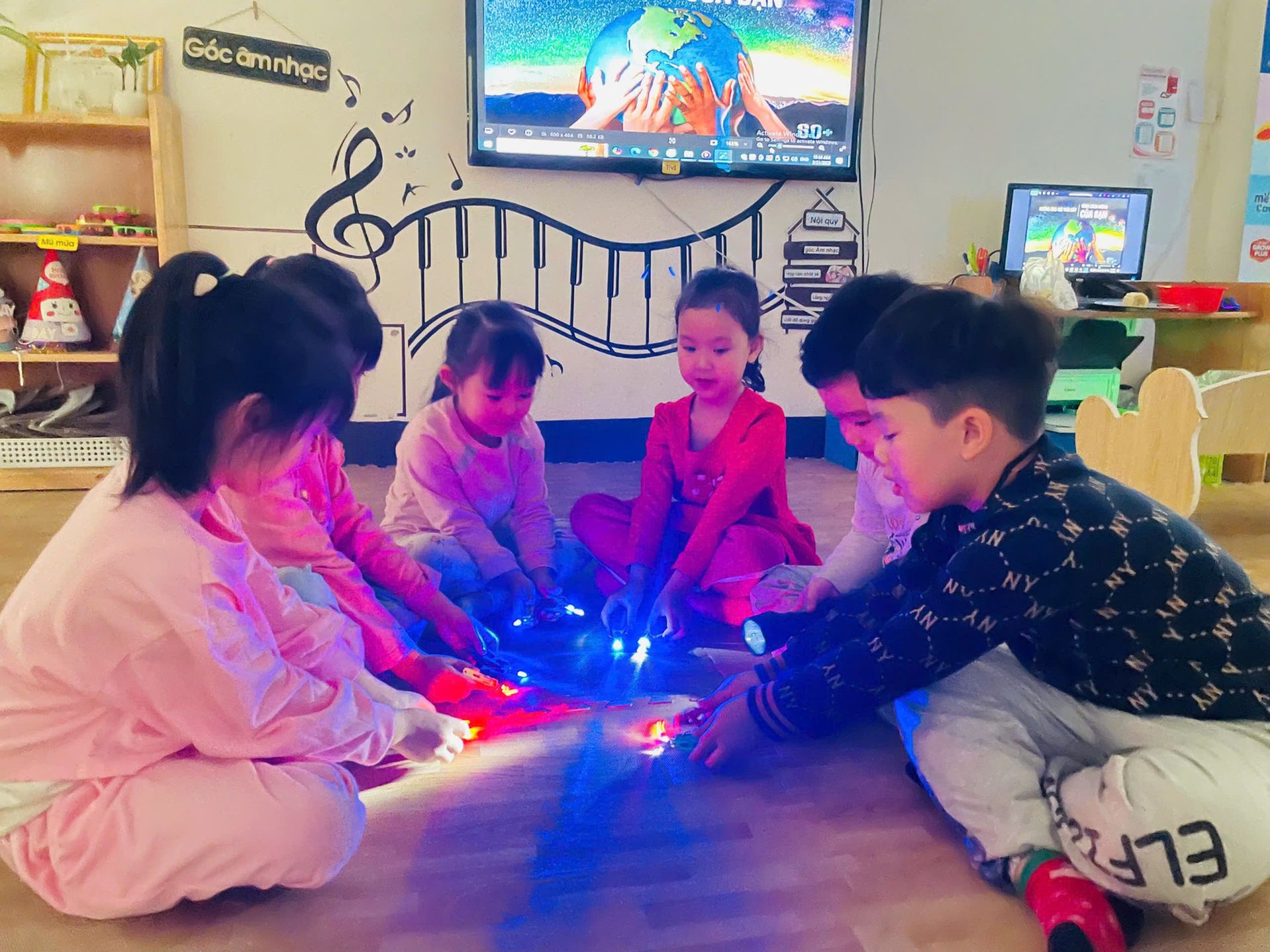 z6427903069602_d8a951218579ed7b608eec9165c49c0b