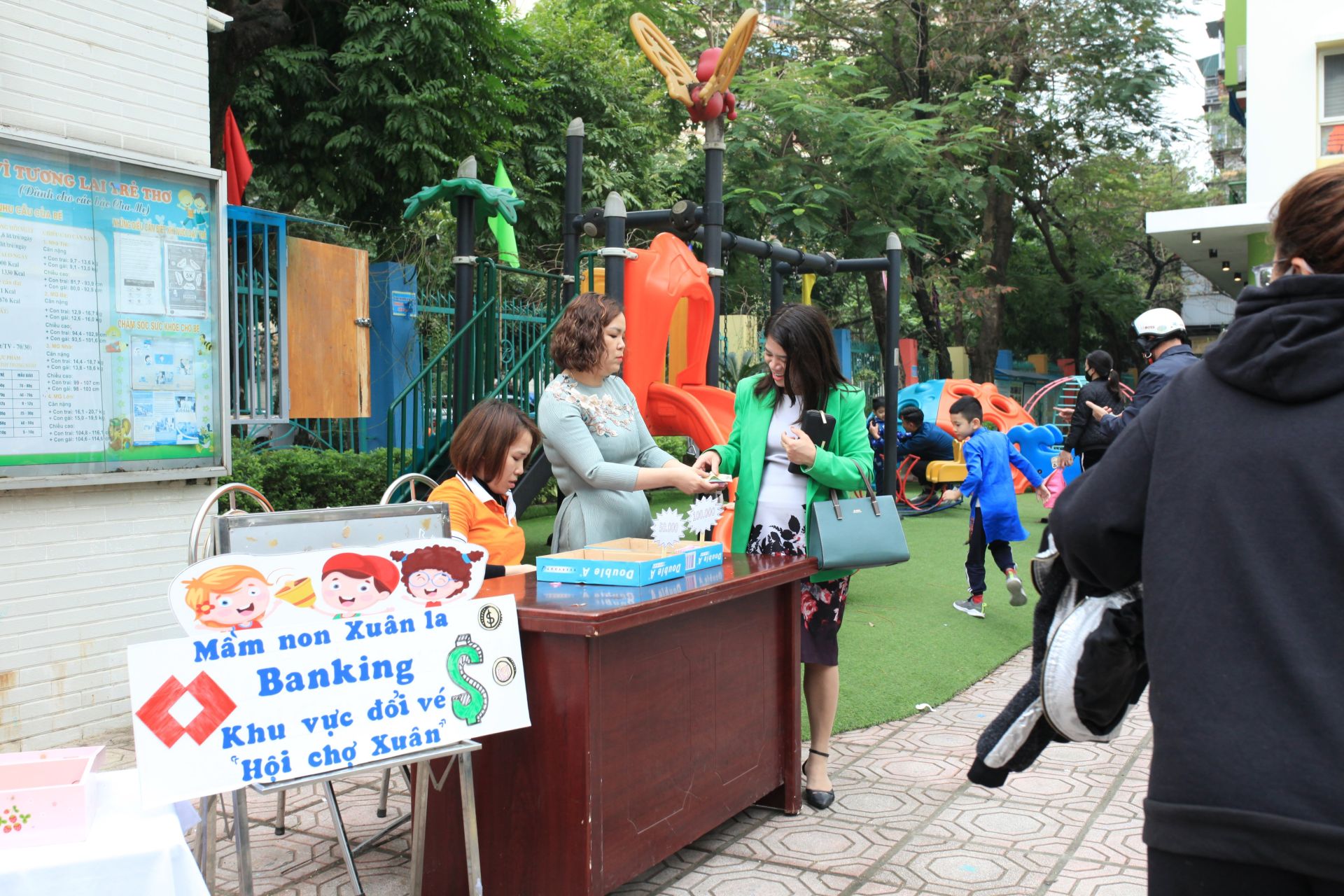 z4102023561446_dbba206fb6d1122e67852731ace2fefa