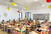 SẮC MÀU TỰU TRƯỜNG, RẠNG RỠ NIỀM VUI TẠI NGUYỄN KHUYẾN SCHOOL