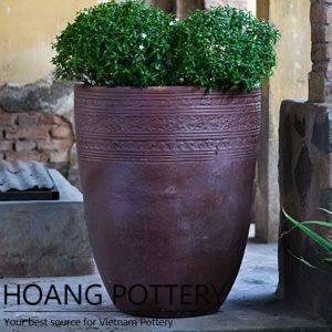 Quality Dark Clay Flower pattern Pot (HPHP038)