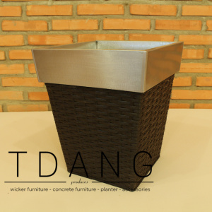 Square PE Wicker Planter With Zinc Pot (TDW026)