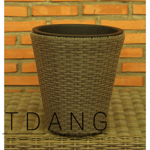 Round Wicker Planter With Plastic Pot (TDW031)