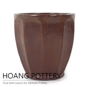 Decorative ceramic planter for garden