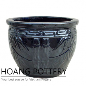 Glossy black bamboo pattern planter