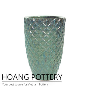Tall round diamond pot for outdoor