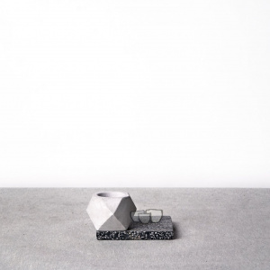 Super little white cement pot