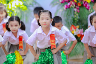 Chương trình Chuẩn Bộ GD và ĐT tích hợp Tăng cường ngoại ngữ và HĐ ngoại khóa