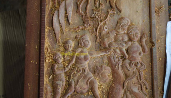 NHÀ GỖ 5 GIAN 2 BUỒNG GÓI ( 20 Cột )