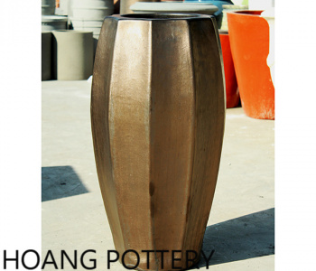 A reliable ceramic planters exporter
