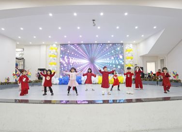 Chào mừng ngày Quốc Tế Phụ Nữ