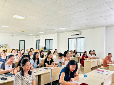 HỘI NGHỊ TRIỂN KHAI NHIỆM VỤ NĂM HỌC 2026 - 2027: SẴN SÀNG CHO MỘT HÀNH TRÌNH BỨT PHÁ.