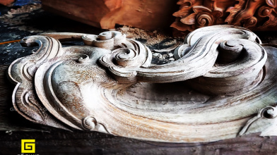 Thi công nhà gỗ Gõ Pachy : Sàm đóng và chạm khắc