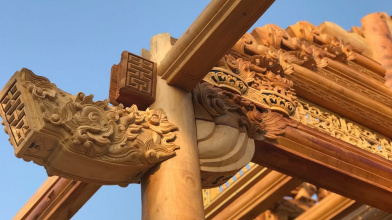 Những mẫu đục trên kẻ hiên, bẩy trong nhà gỗ