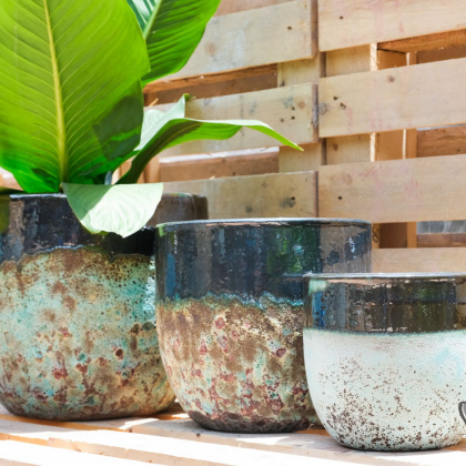 Ceramic atlantis pot