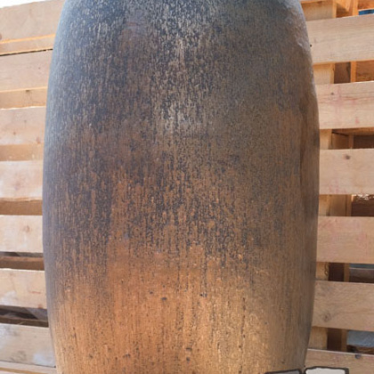 Big ceramic cylinder pot