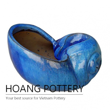 Blue ceramic snails planter pot