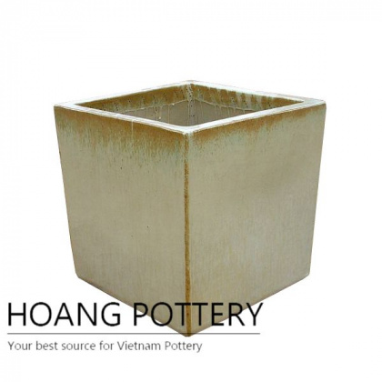 Over burnt cream cube ceramic planter